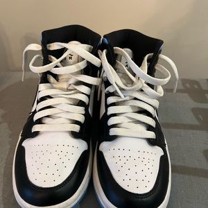 Nike woman’s air Jordan’s